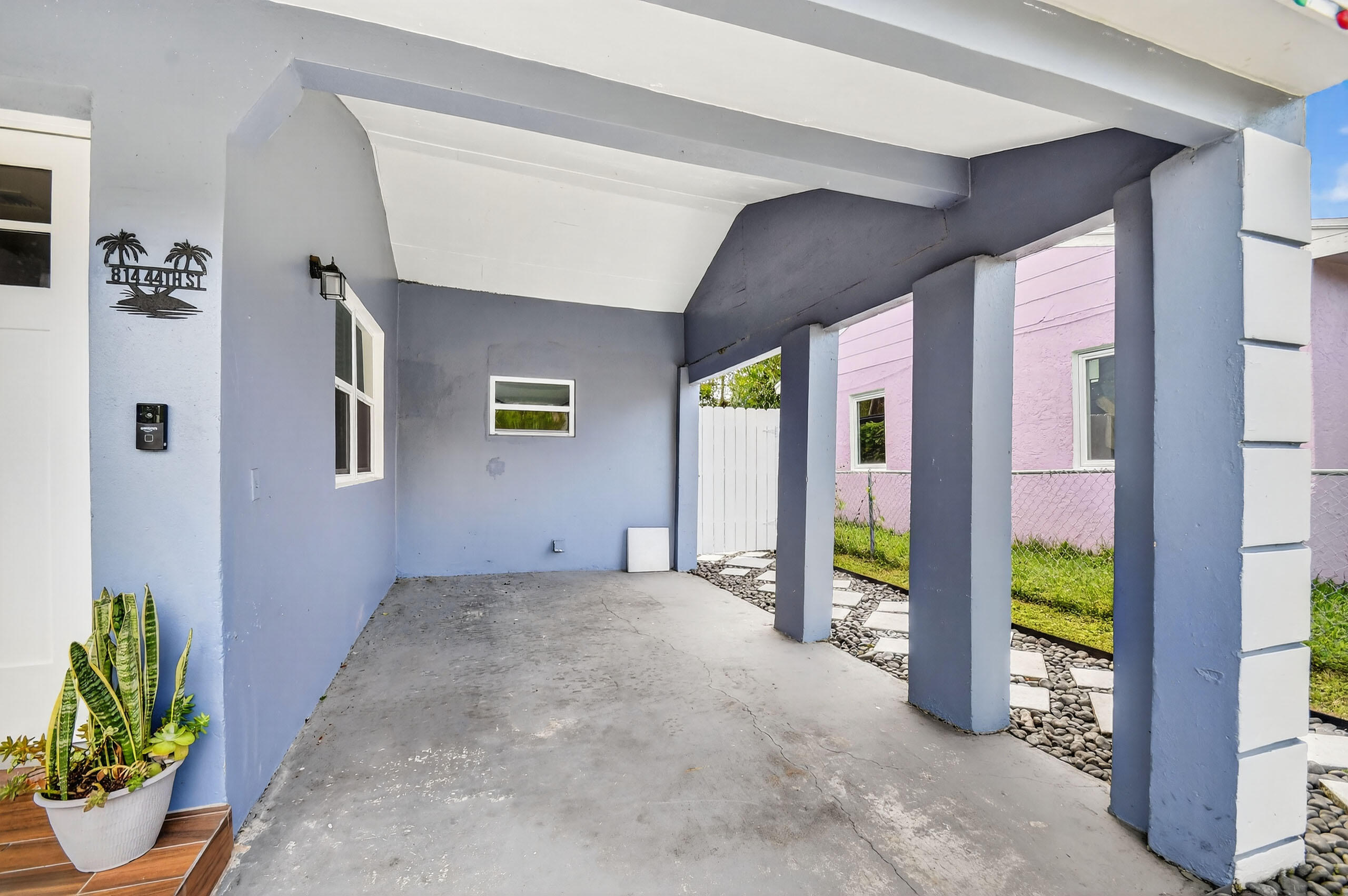 814 44th Street