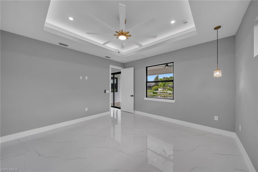 1125 SW 11th CT