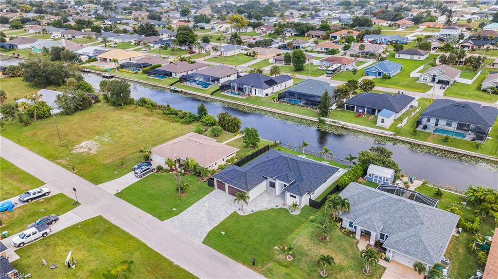 1125 SW 11th CT