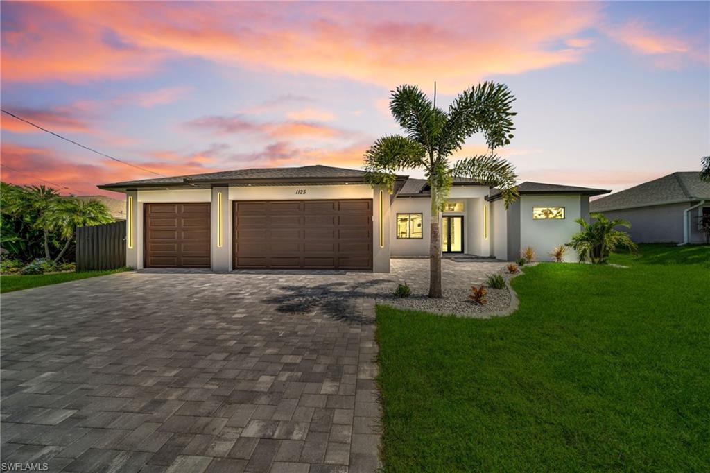 1125 SW 11th CT
