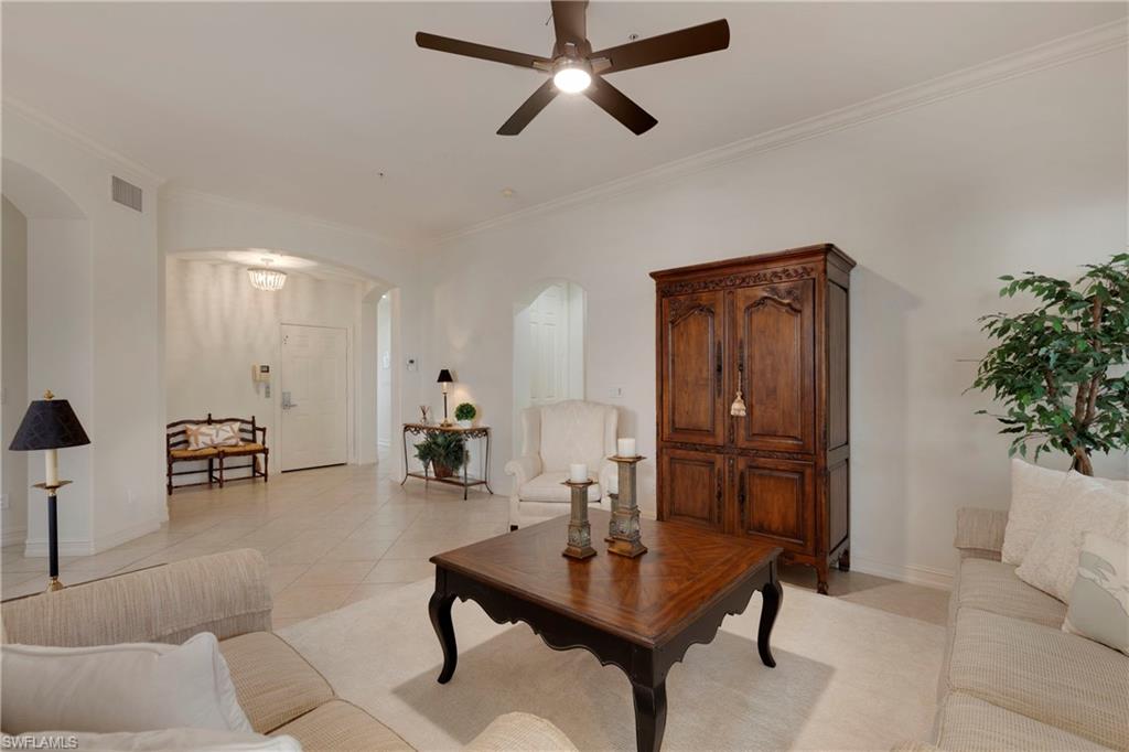 2863 Tiburon BLVD E # 102