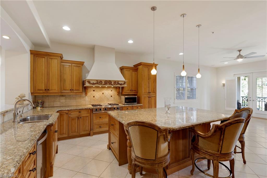 2863 Tiburon BLVD E # 102