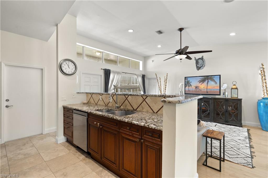 7242 Mill Pond CIR