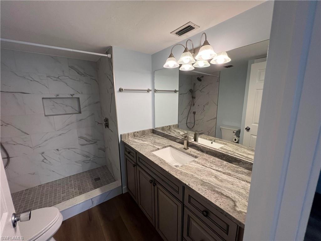 146 Cypress Way E # 6 Unit: #6