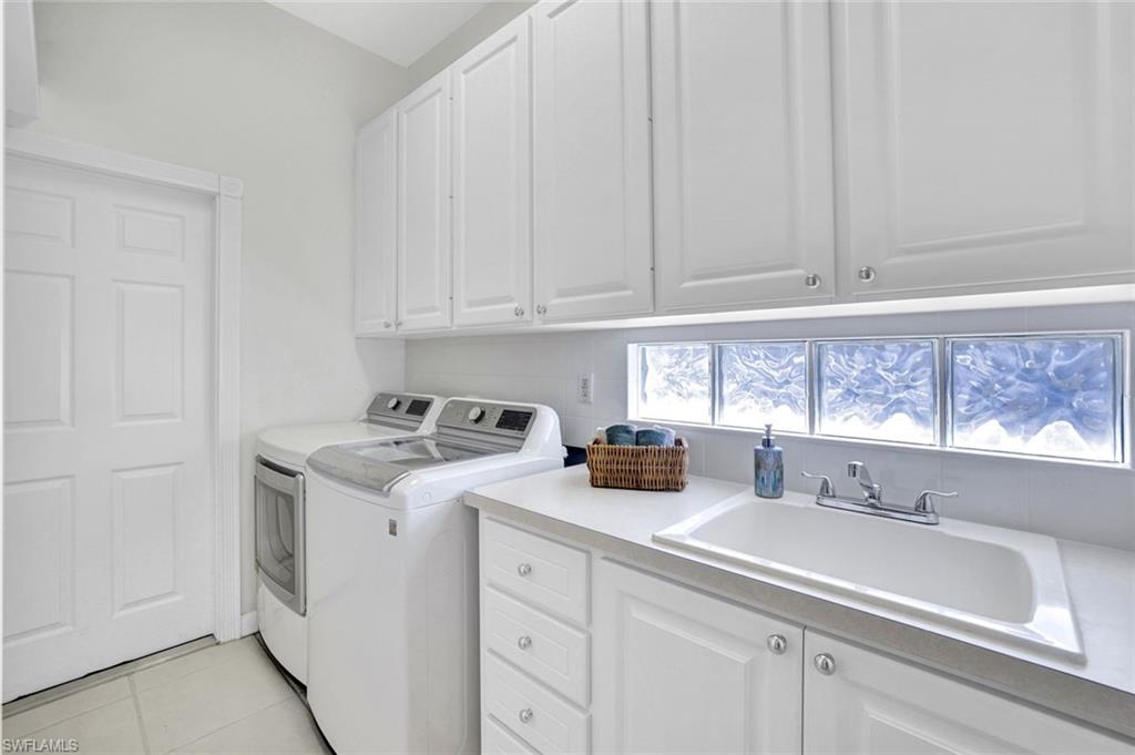 3713 Whidbey WAY