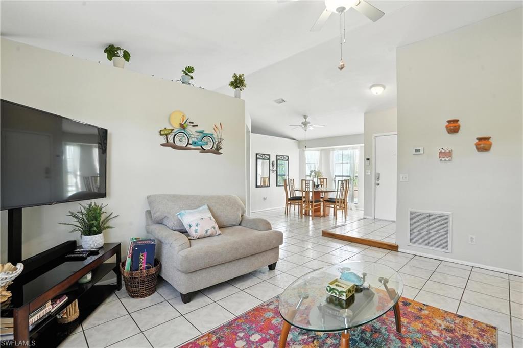324 NW 24th TER