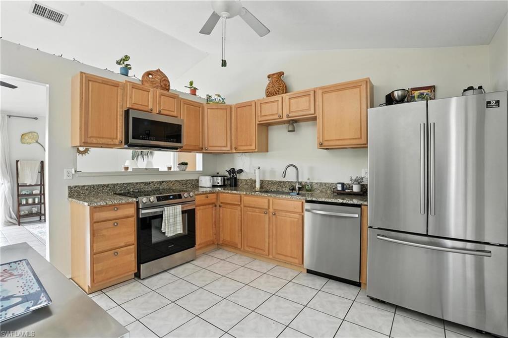 324 NW 24th TER