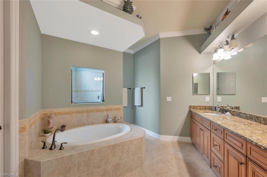 21093 Torre Del Lago ST