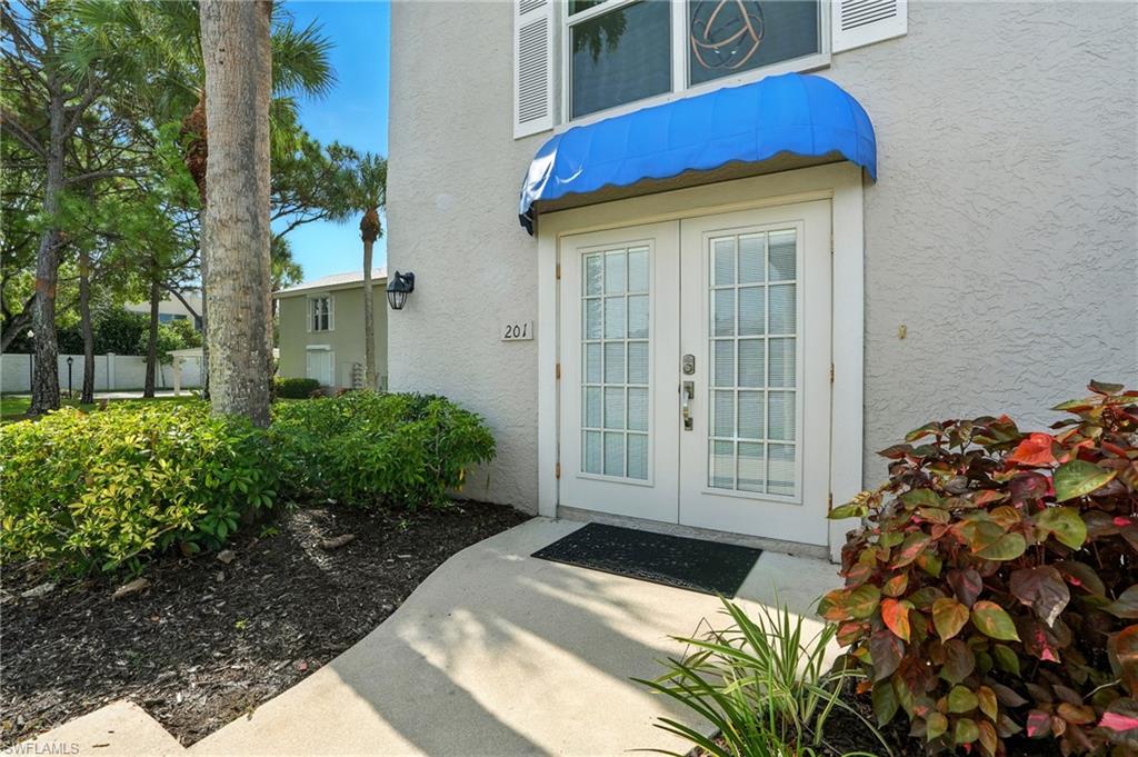 876 Gulf Pavilion DR # 201