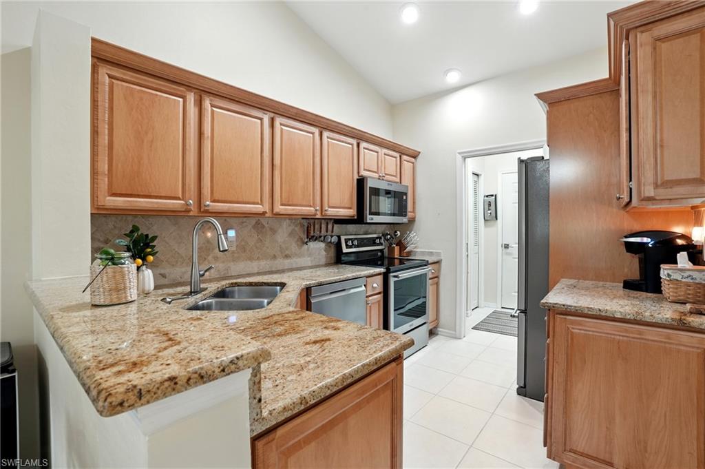 12629 Glen Hollow DR