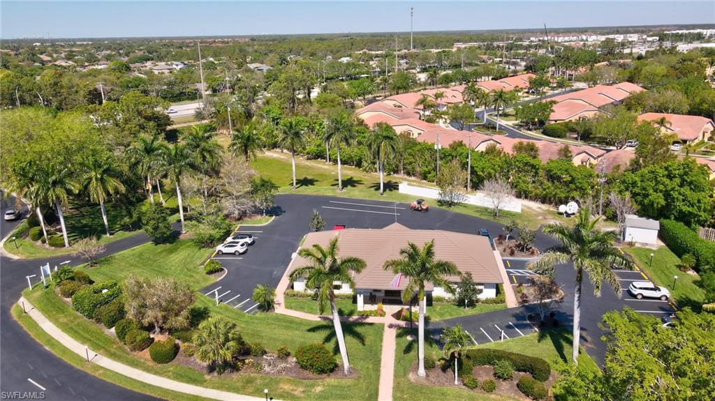 2117 Crystal Lake DR