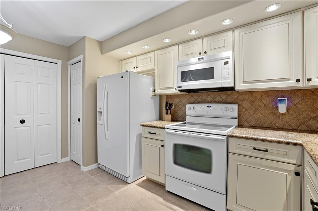 13641 Worthington WAY 1604