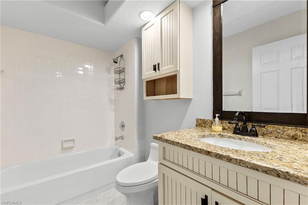 13601 Worthington WAY # 1206