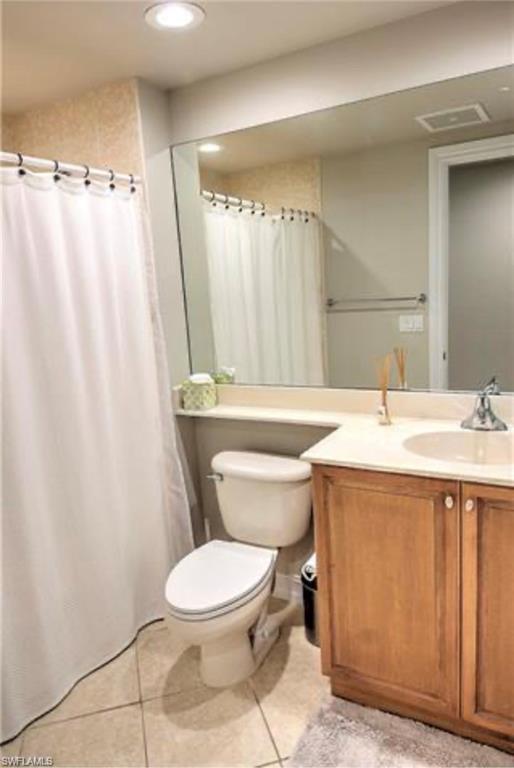 2738 Tiburon BLVD E # 104 Unit: B-104