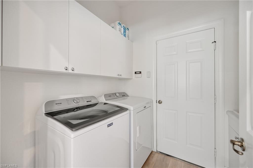 9121 Quartz LN
