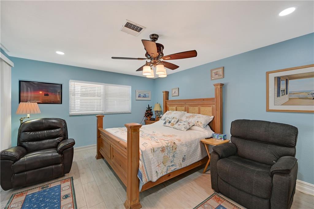 4240 Perth CT