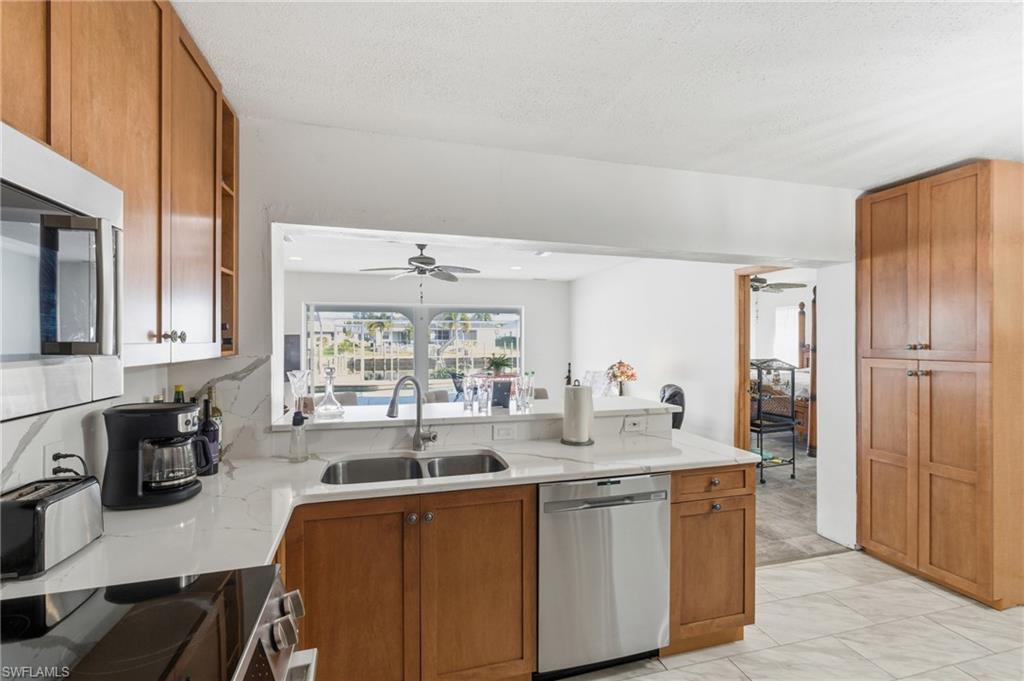 17638 Corallina DR