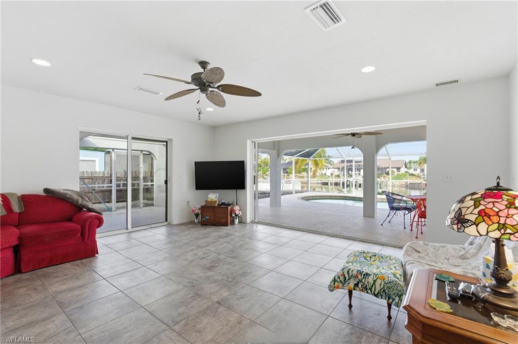 17638 Corallina DR