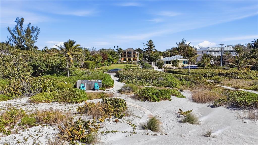 16205 Captiva DR