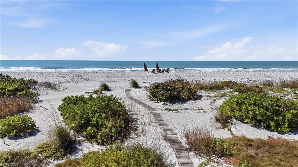 16205 Captiva DR