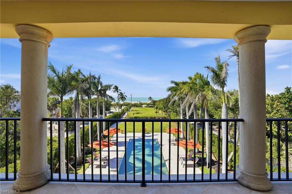 16205 Captiva DR