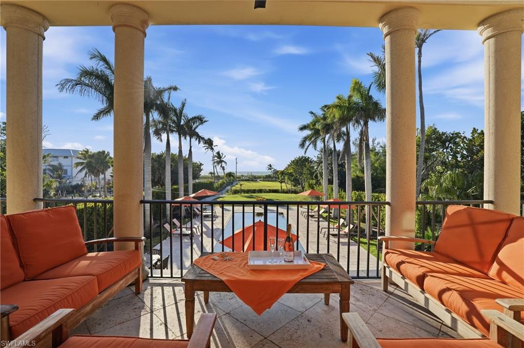 16205 Captiva DR