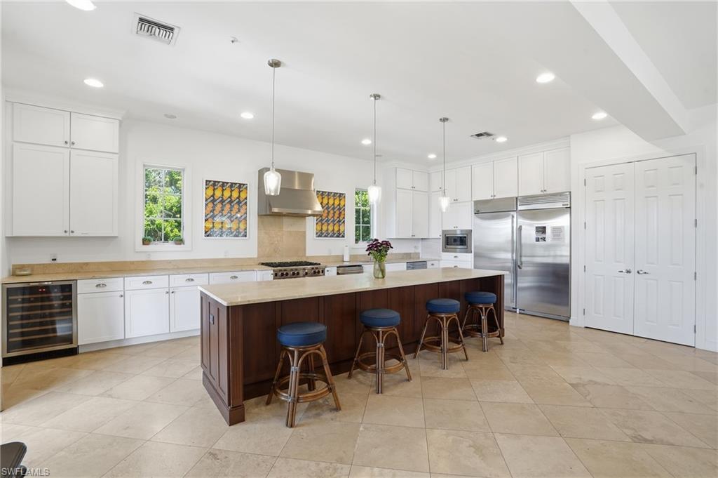 16205 Captiva DR