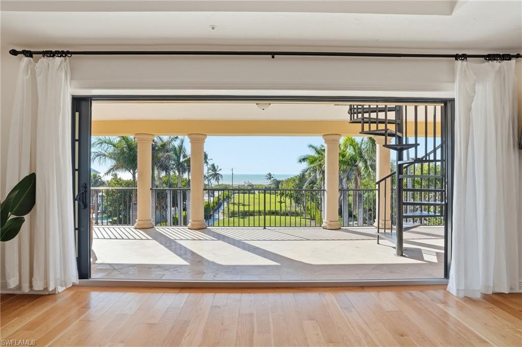 16205 Captiva DR