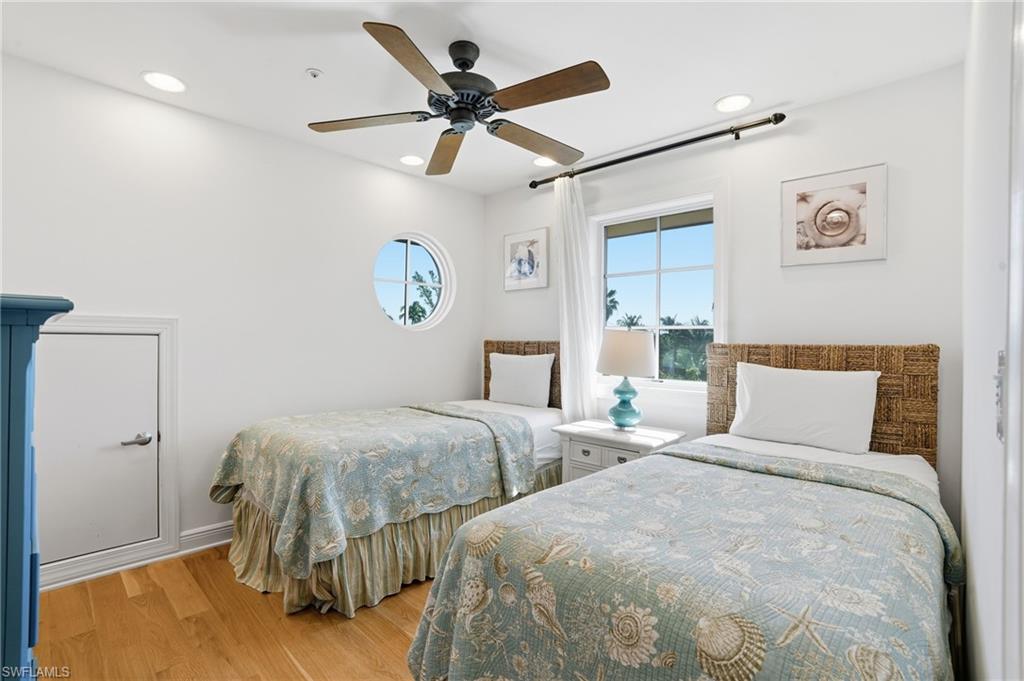 16205 Captiva DR