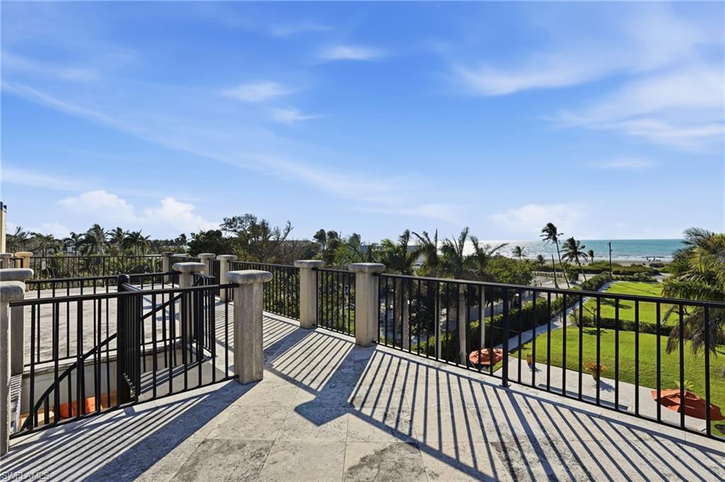 16205 Captiva DR