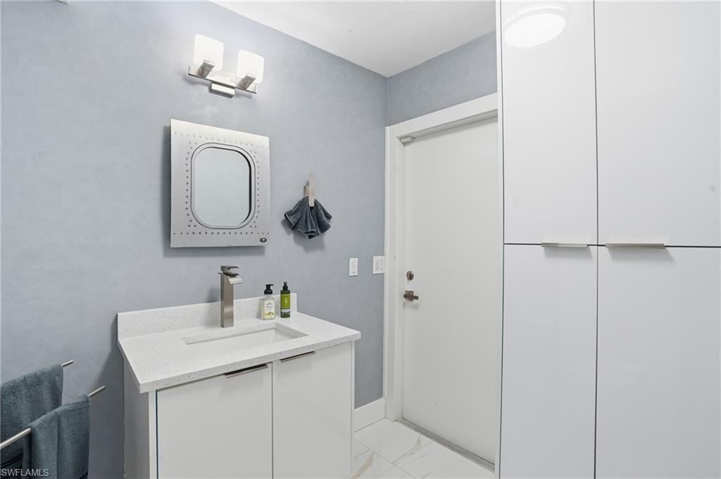 1205 Caloosa DR