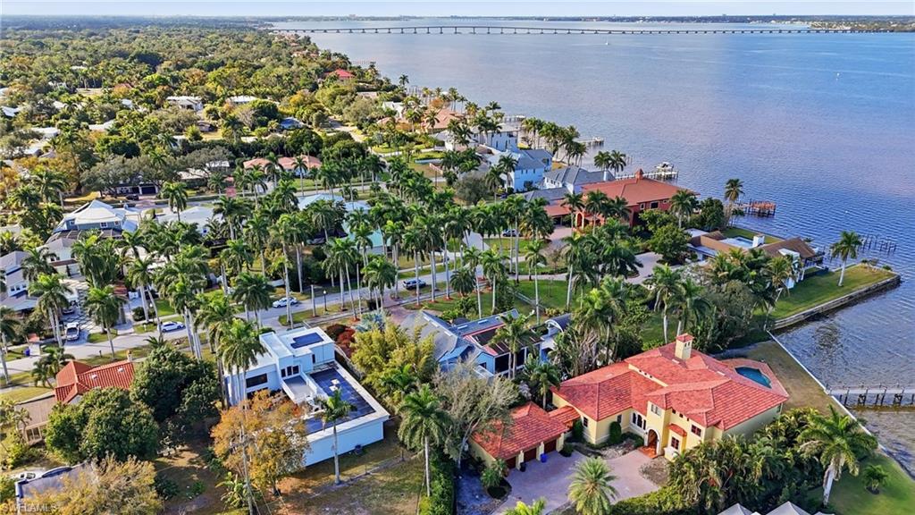 1205 Caloosa DR