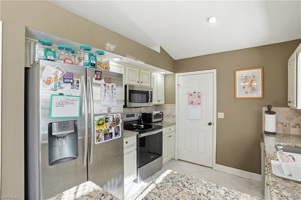 12614 Hunters Ridge DR