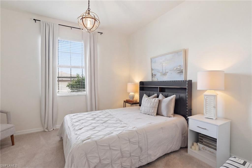 9431 Foxglove LN