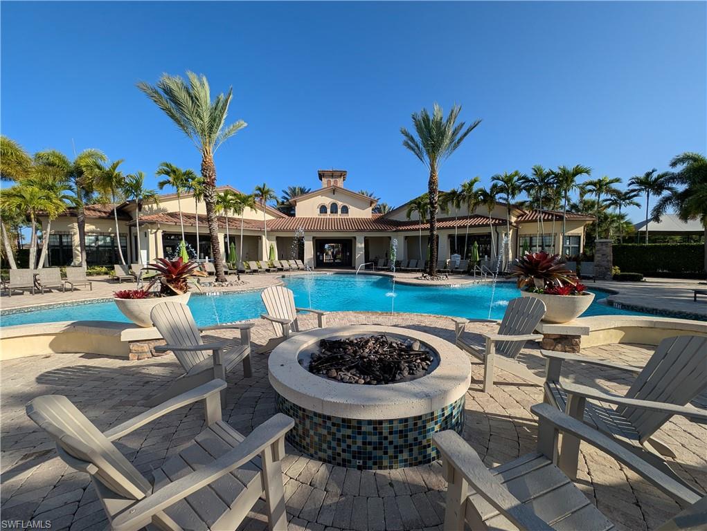 9431 Foxglove LN