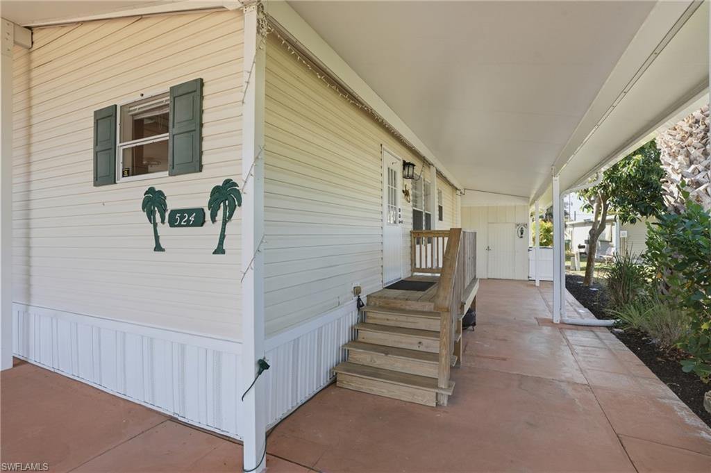 524 Menton LN