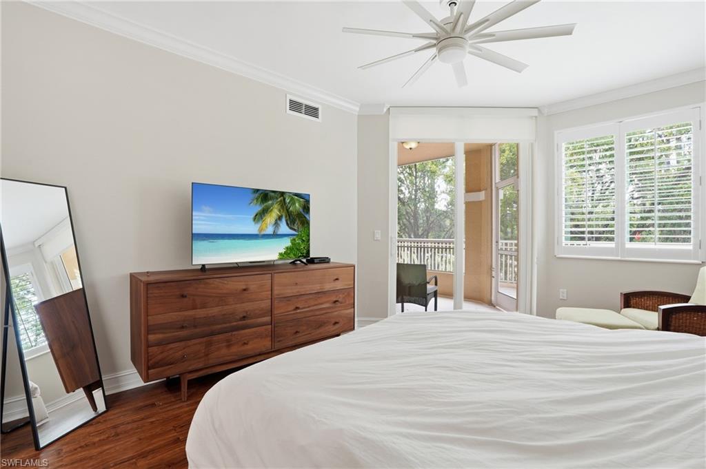 2738 Tiburon BLVD E B104