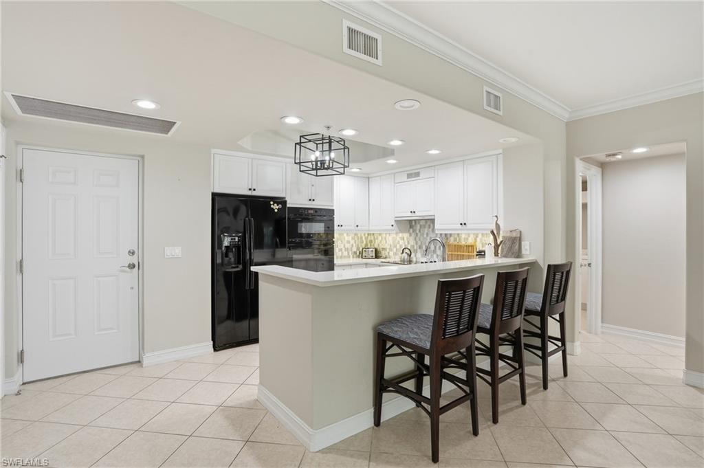 2738 Tiburon BLVD E B104