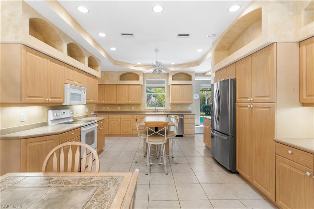 28056 East Brook Dr. DR