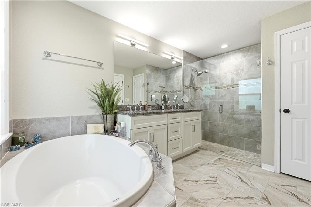 6104 Waterway Bay DR