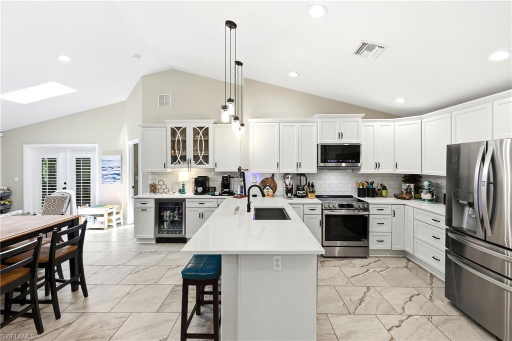 6104 Waterway Bay DR