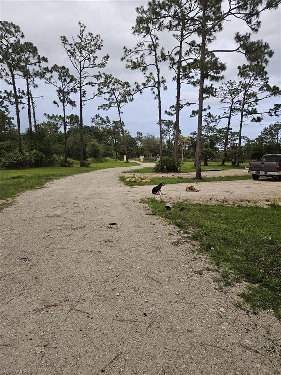 1375 Ash RD