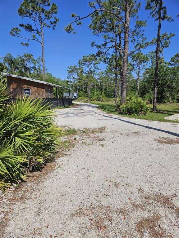 1375 Ash RD