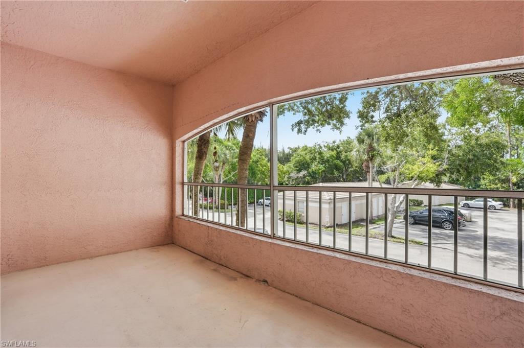 1096 Woodshire LN C202