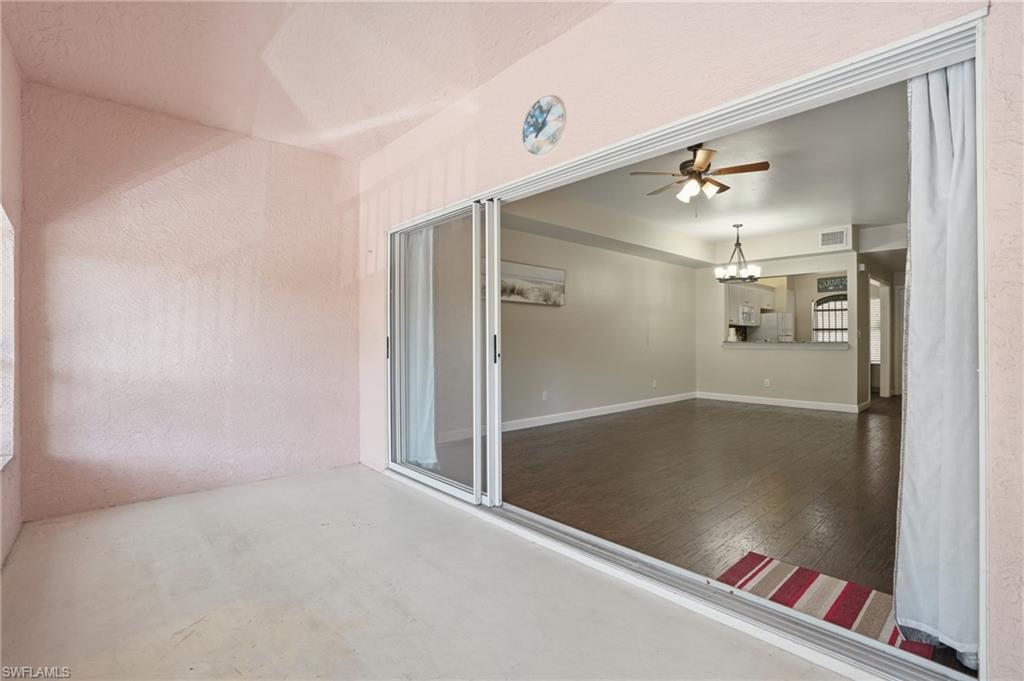 1096 Woodshire LN C202