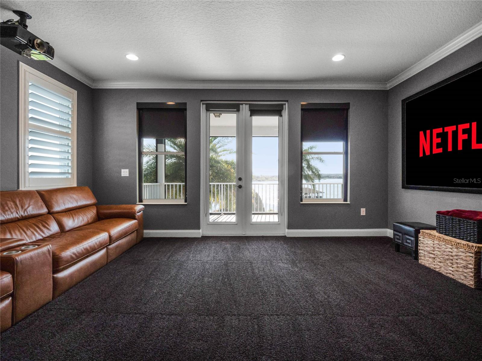 16094 JOHNS LAKE OVERLOOK DR