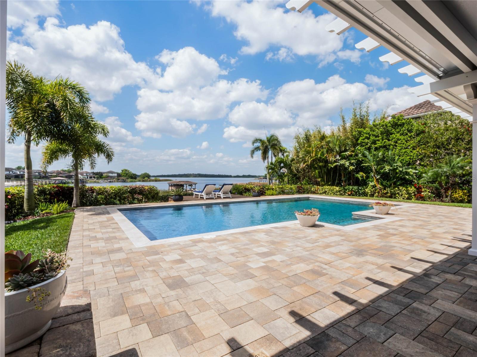 16150 JOHNS LAKE OVERLOOK DR