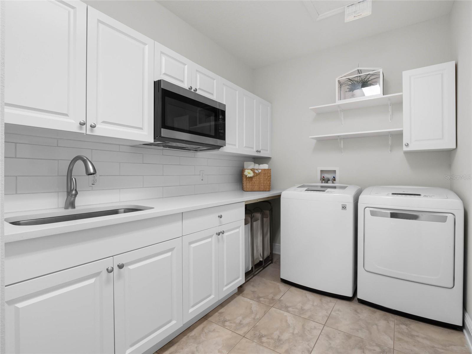 16150 JOHNS LAKE OVERLOOK DR