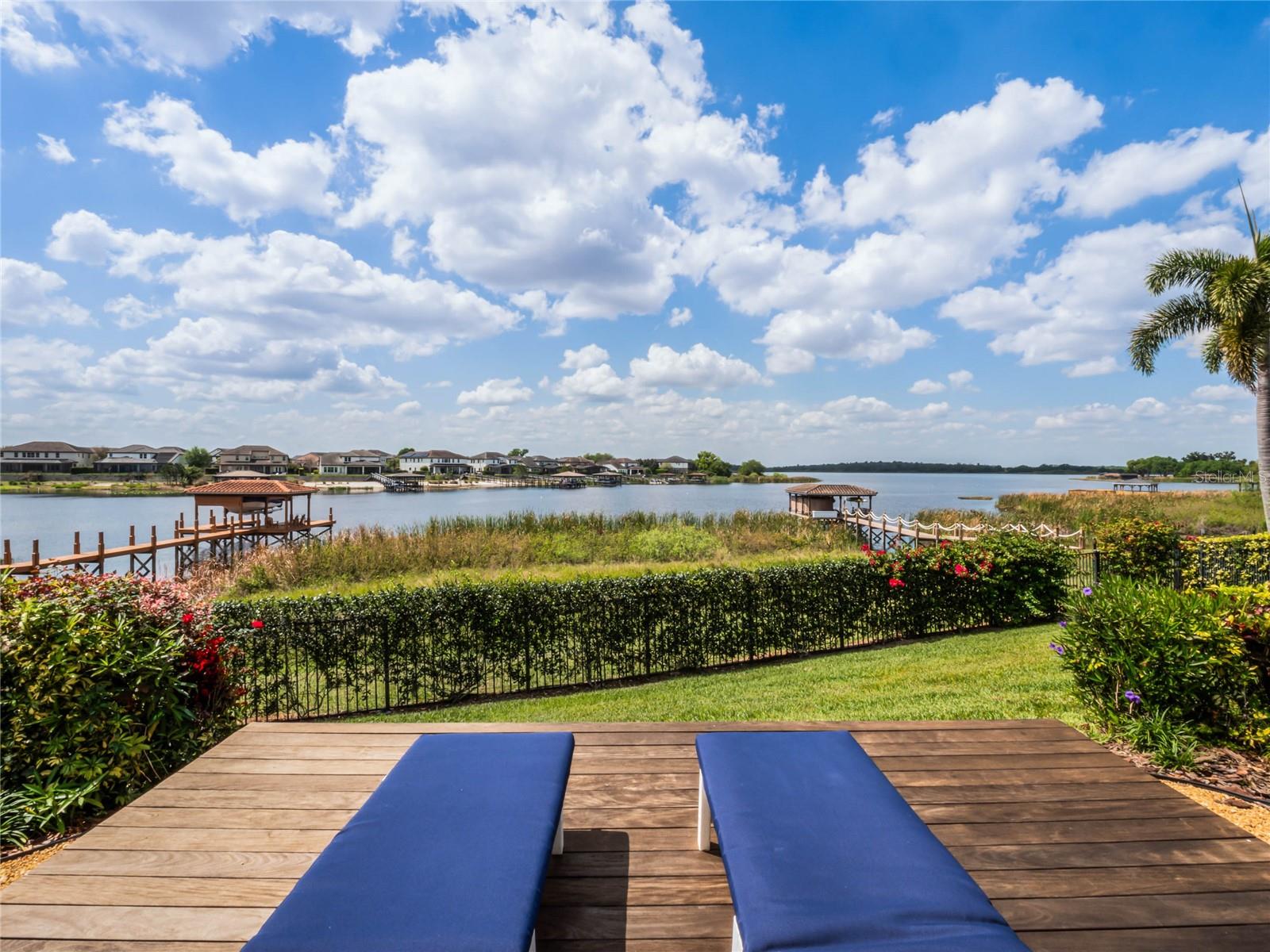 16150 JOHNS LAKE OVERLOOK DR