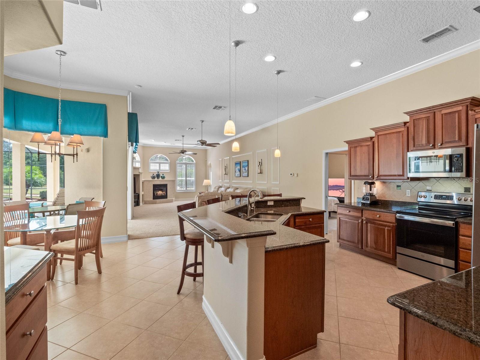 2508 FAWNLAKE TRL
